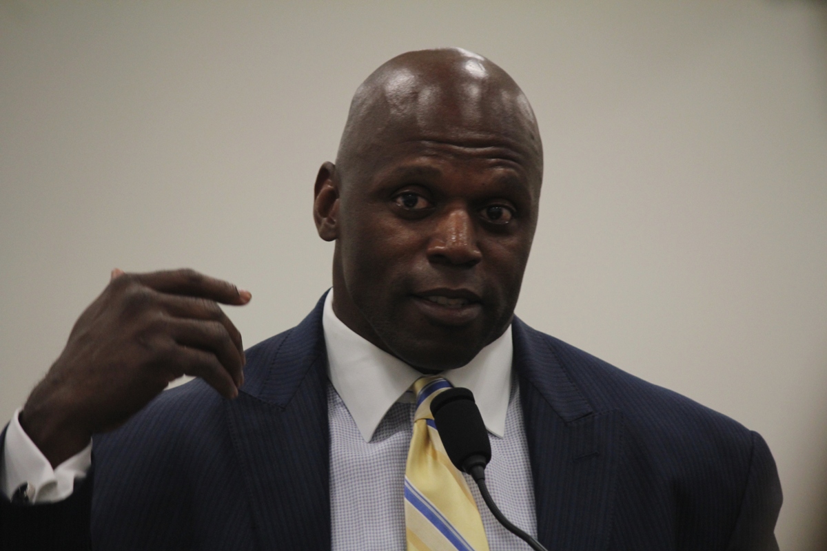 Ken Harvey spoke at the introduction of the "F.A.N.S. For Youth Sports" legislation package on Capitol Hill. SHFWire photo by Michael Stainbrook